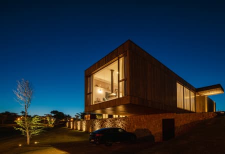 THEMIS HOUSE
